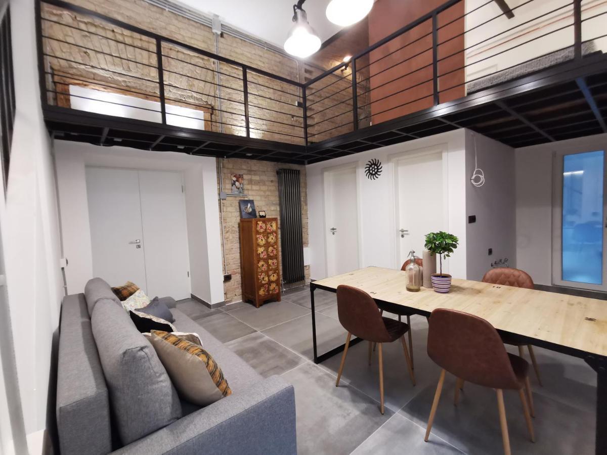 The Address Loft 22ppl * Budapest