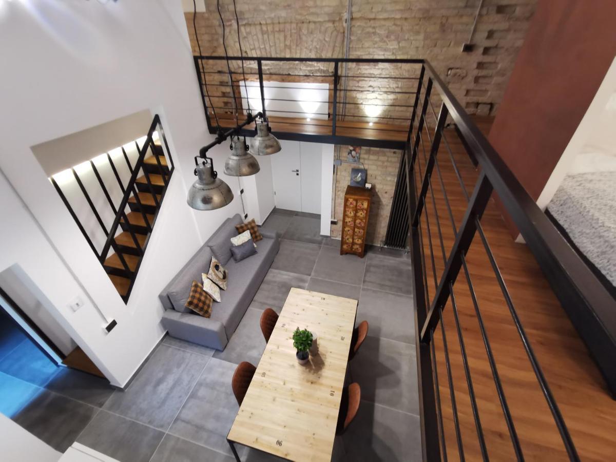 The Address Loft 22ppl * Budapest