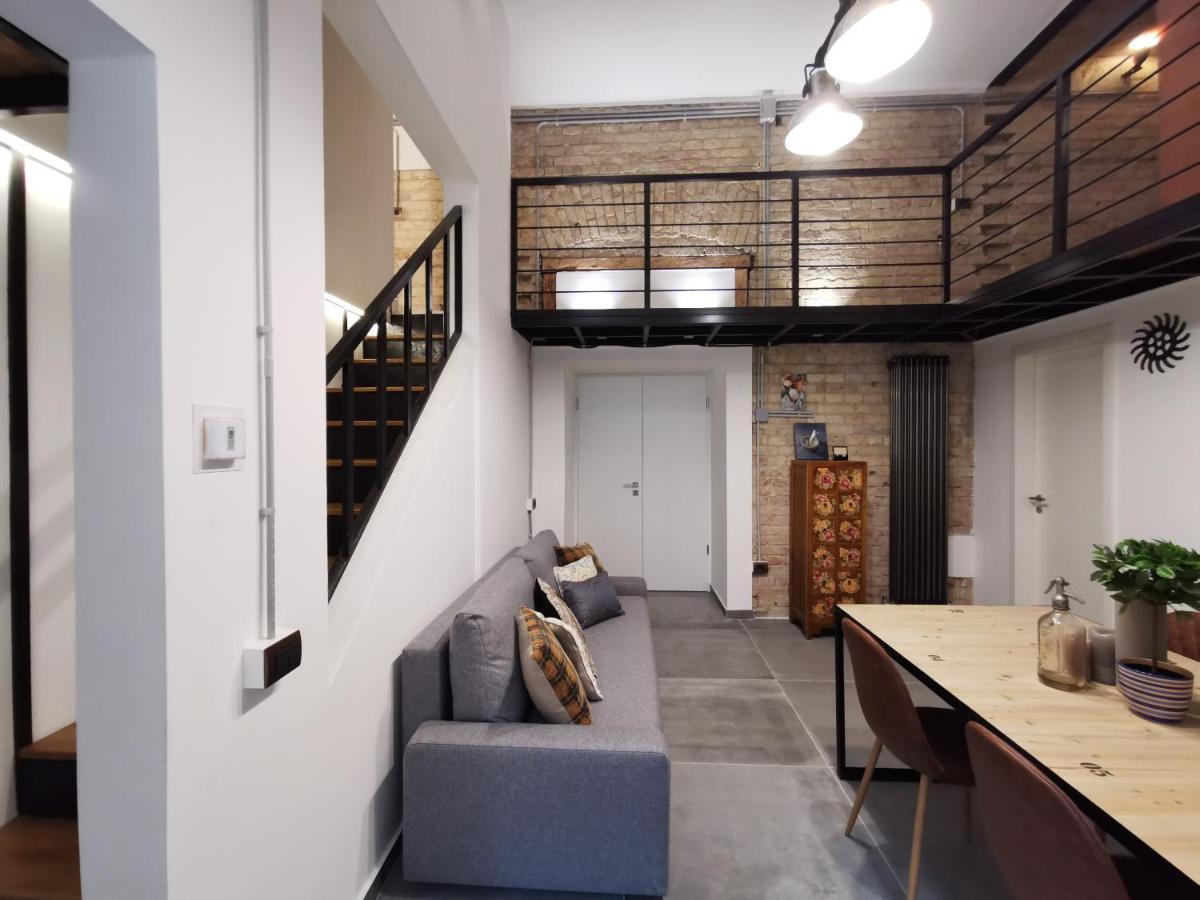 The Address Loft 22ppl Apartman