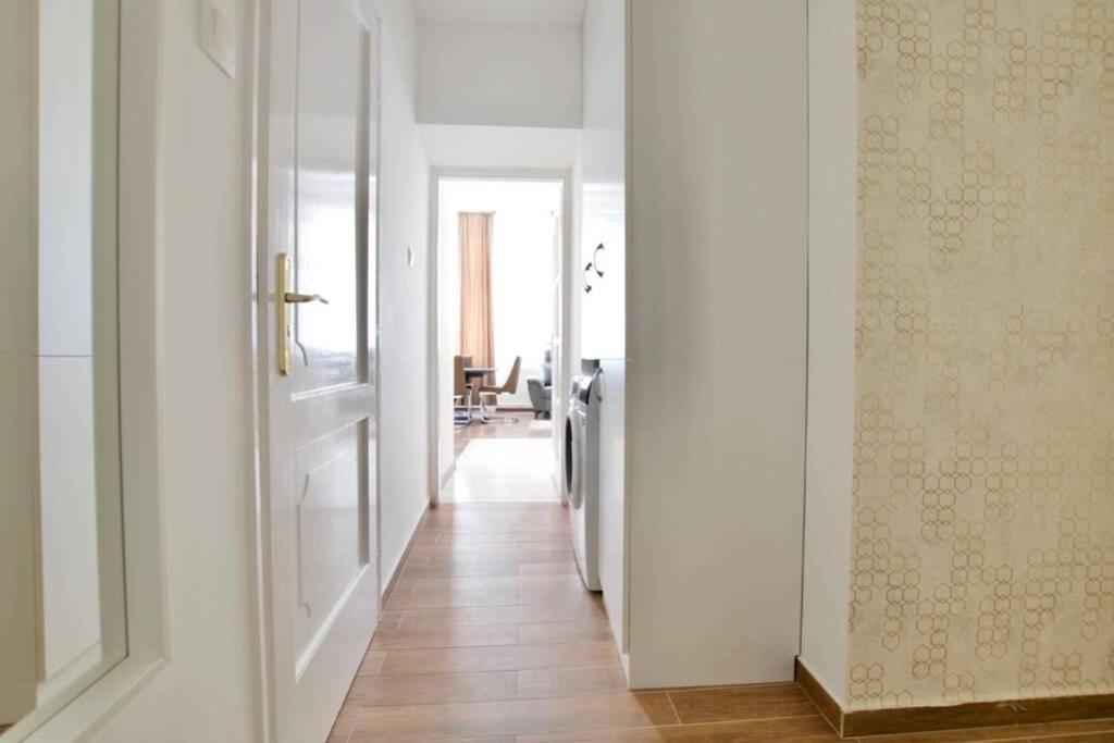 Premium By Hi5-vaci Str. 3 Bedroom *