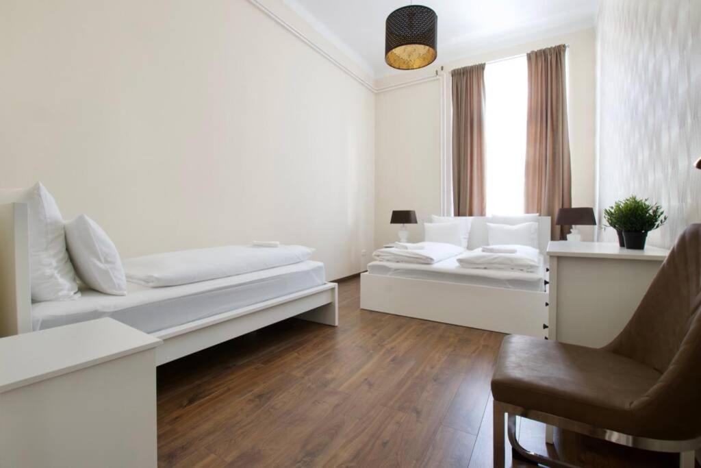 Apartment Premium By Hi5-vaci Str. 3 Bedroom
