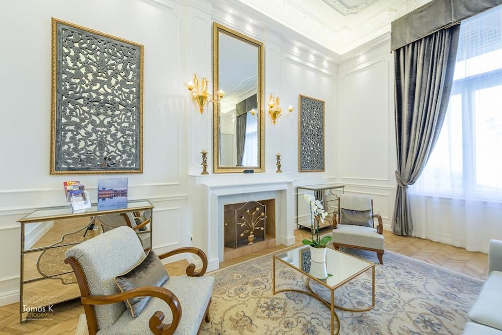 Apartment Bpr The Golden Astoria With Balcony And A/c *