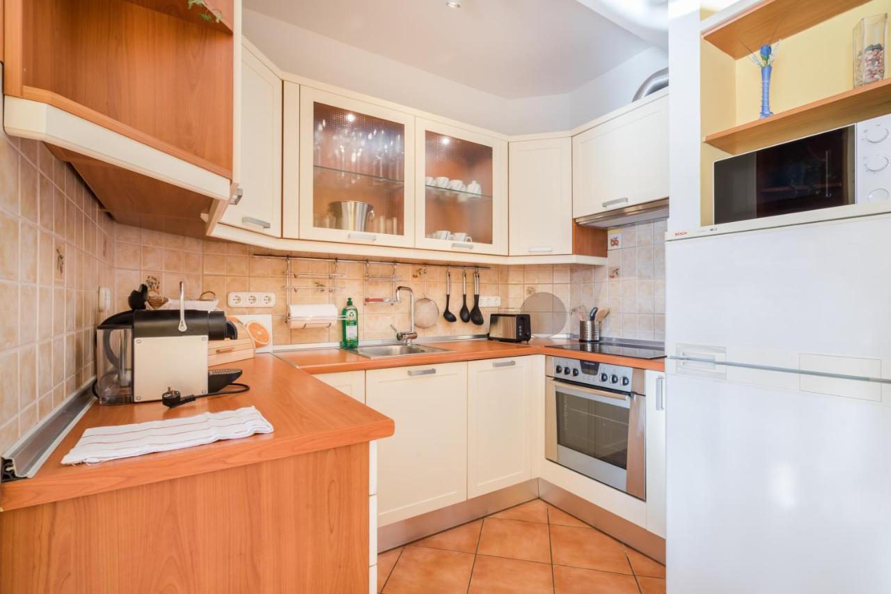 Bpr Amarilla With Balcony Apartman Budapest