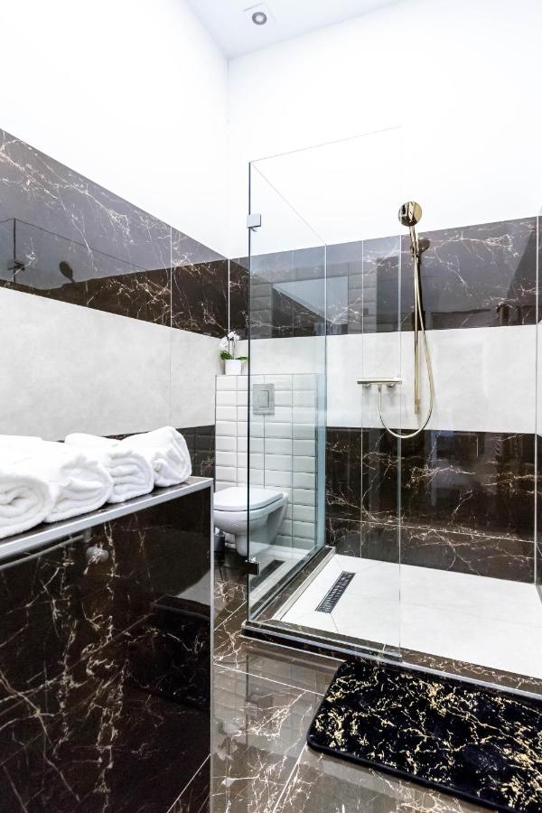 George's Luxury At Danube *