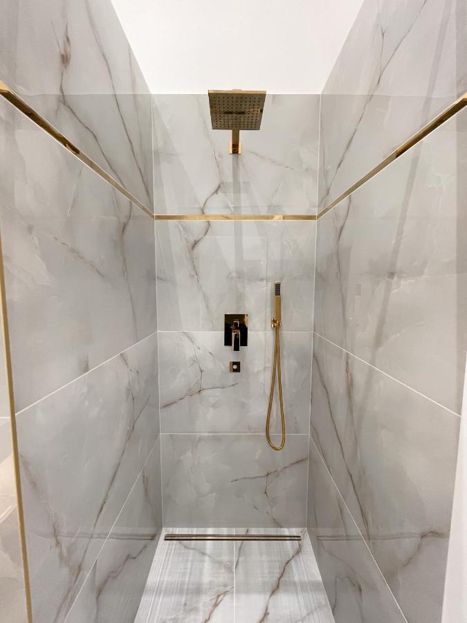 Apartamento St Stephen Luxury With Jacuzzi And Sauna