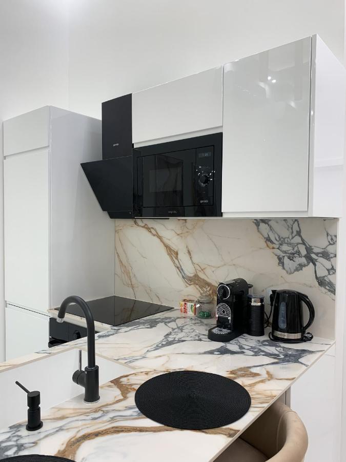St Stephen Luxury With Jacuzzi And Sauna Apartamento *