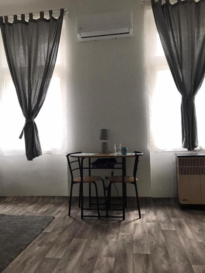 Lägenhet Studio In City Centre Budapest
