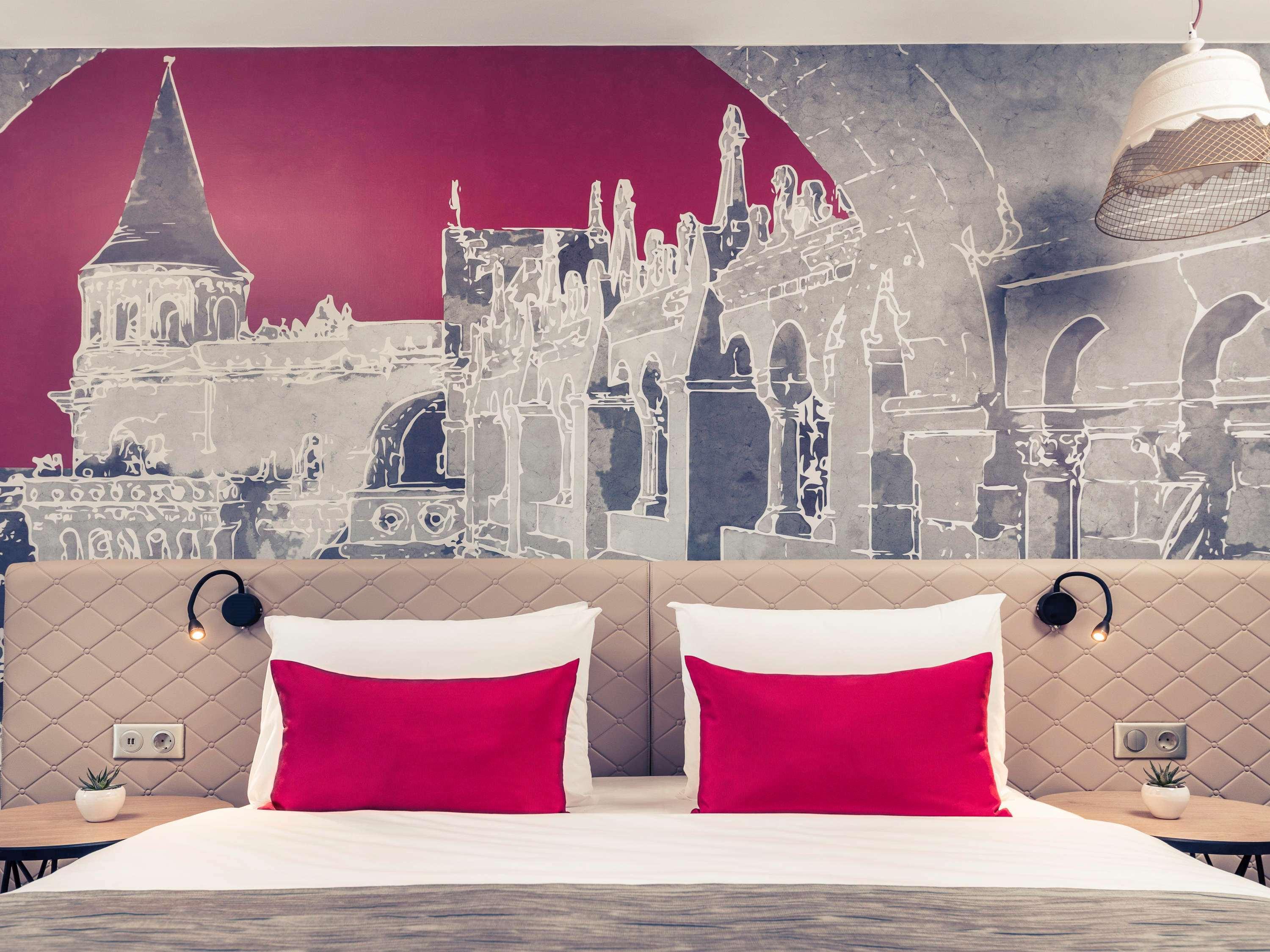 Mercure Castle Hill
