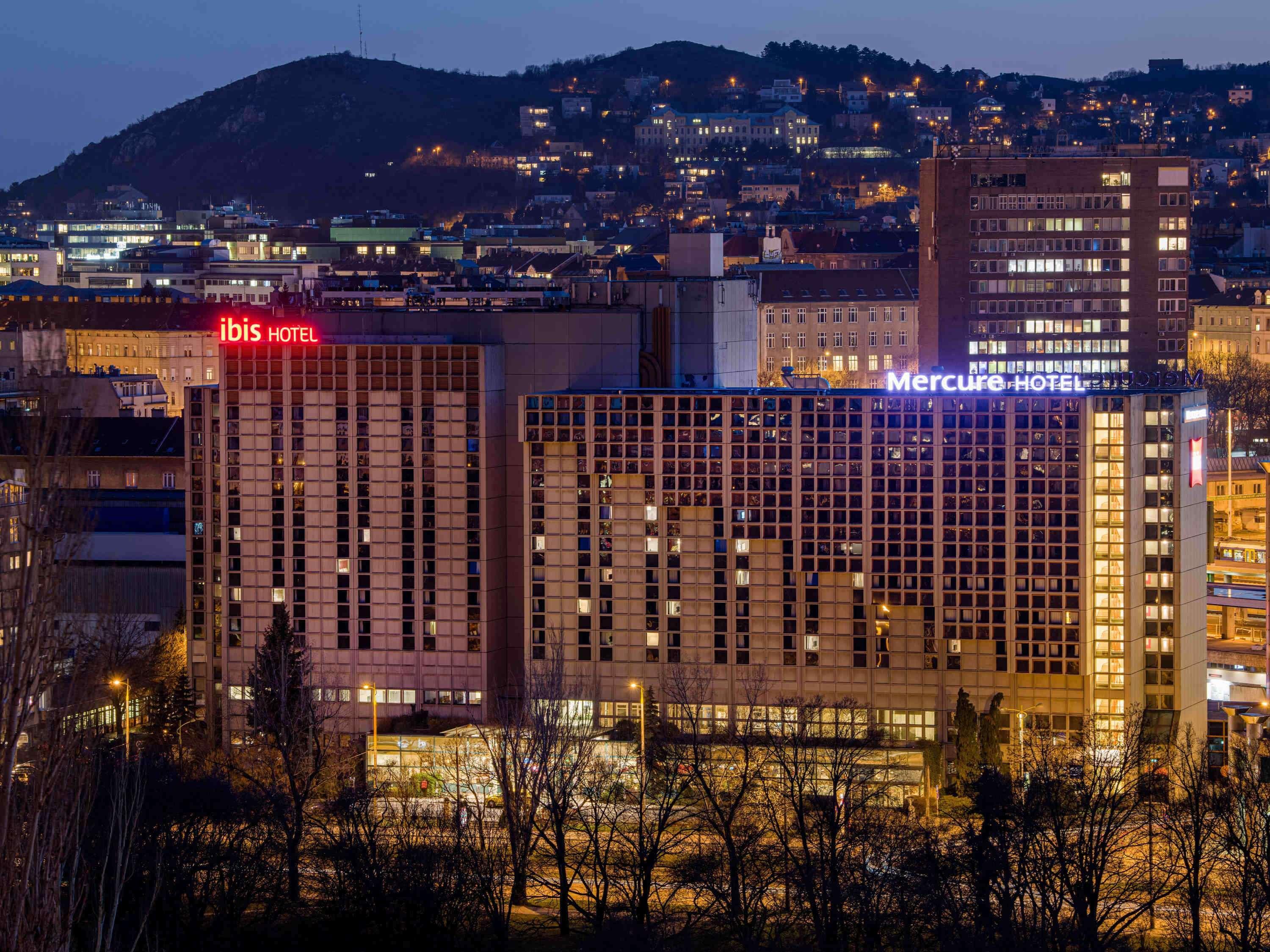 Hotel Mercure Castle Hill 4*
