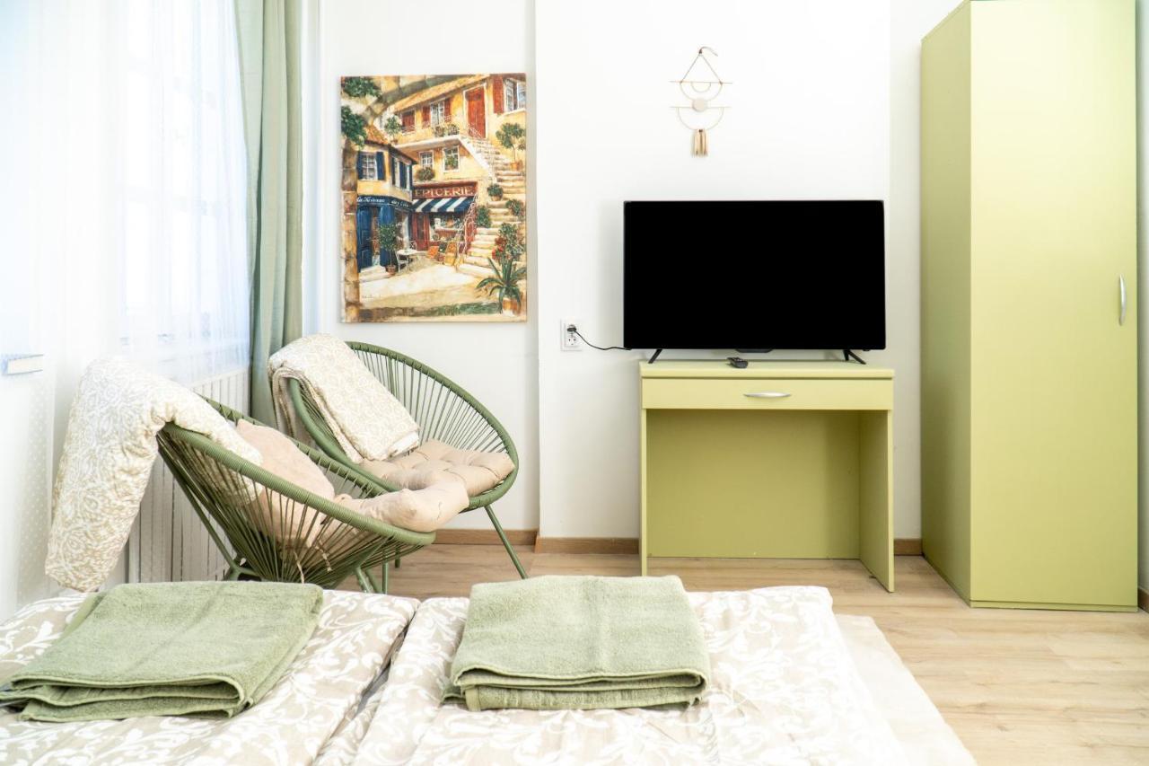 Budai Zöldövezet Központ, Apartmanház, Rendezvényközpont és étterem *