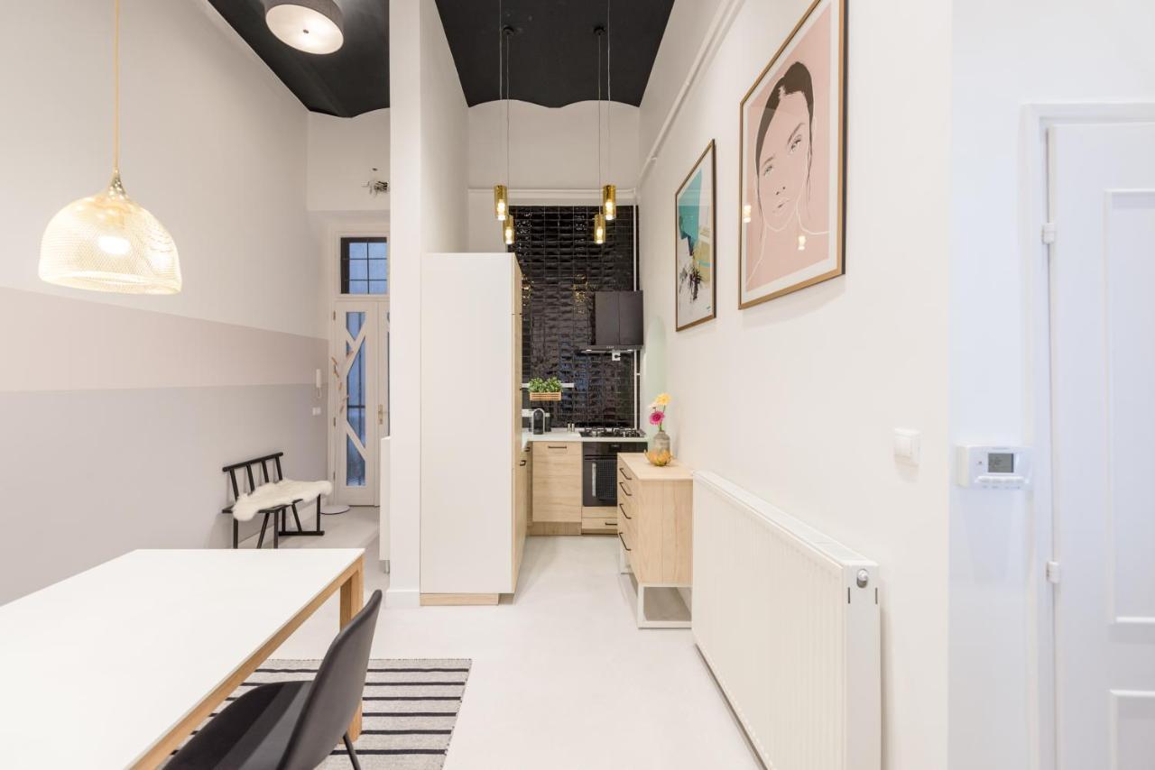 Apartment Venus - Opera I