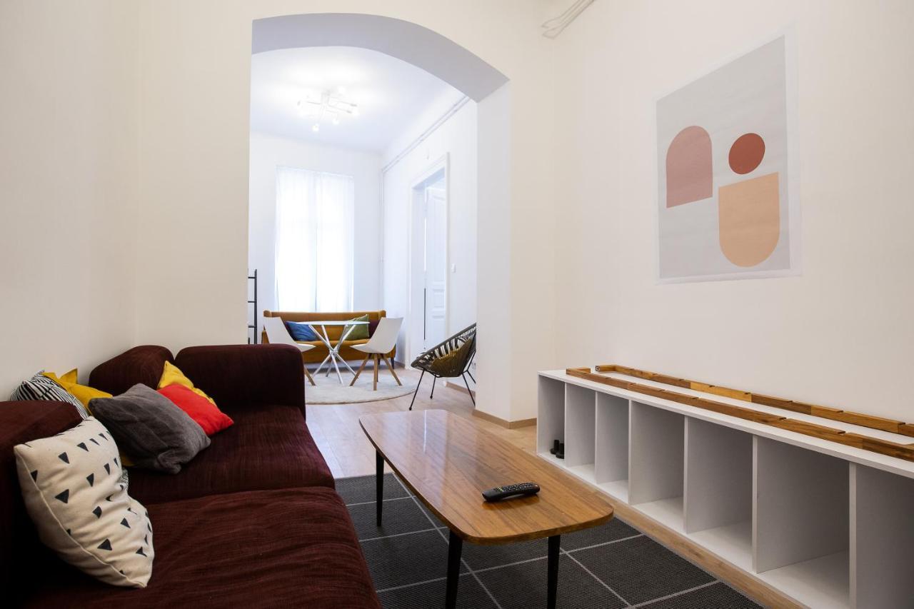 Apartment Flat Of The Paul Street Boys *