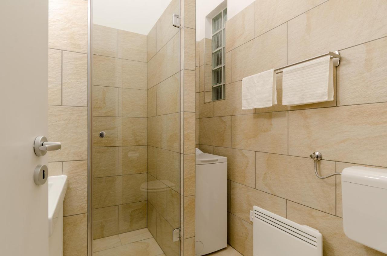 Apartamento Cosy In Party District Ak20s
