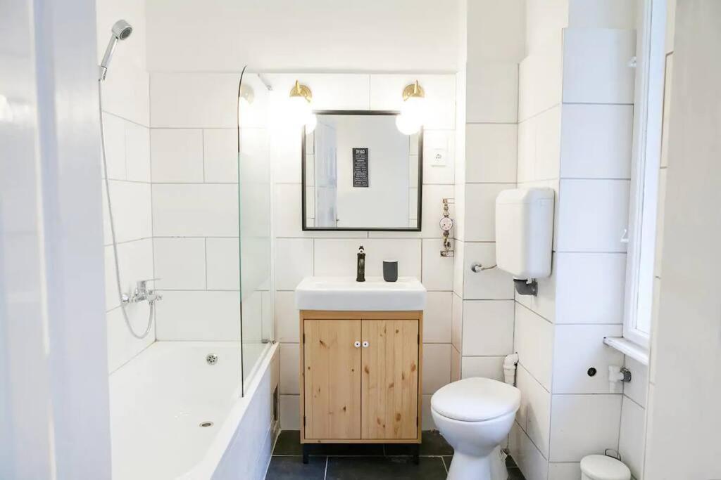 Lägenhet 30m2 A/c Apartment, 3 Min From Ny Cafe Budapest