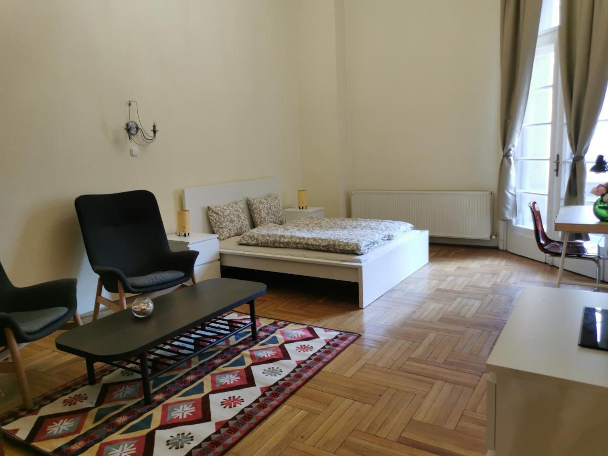 Andrassy Apartmán