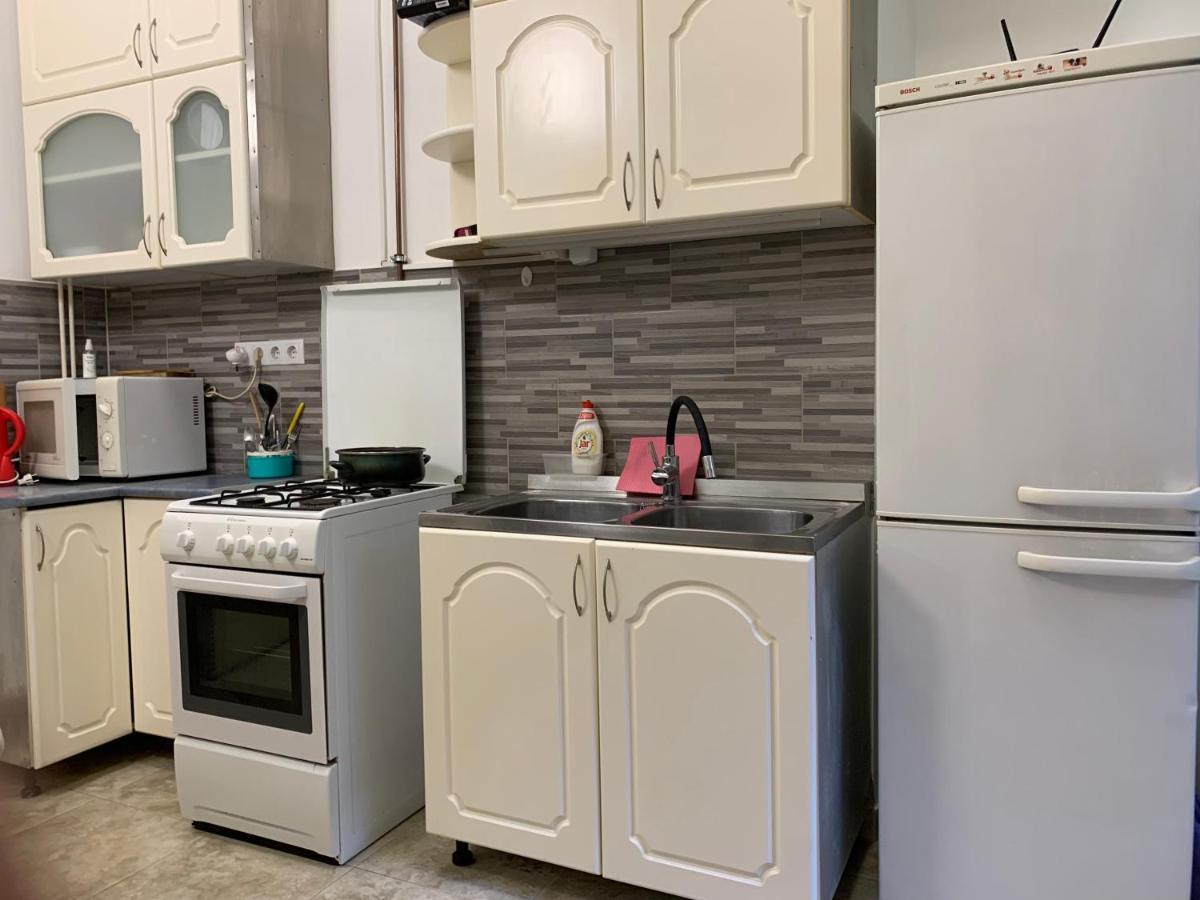 Apartman Next To New York Cafe *