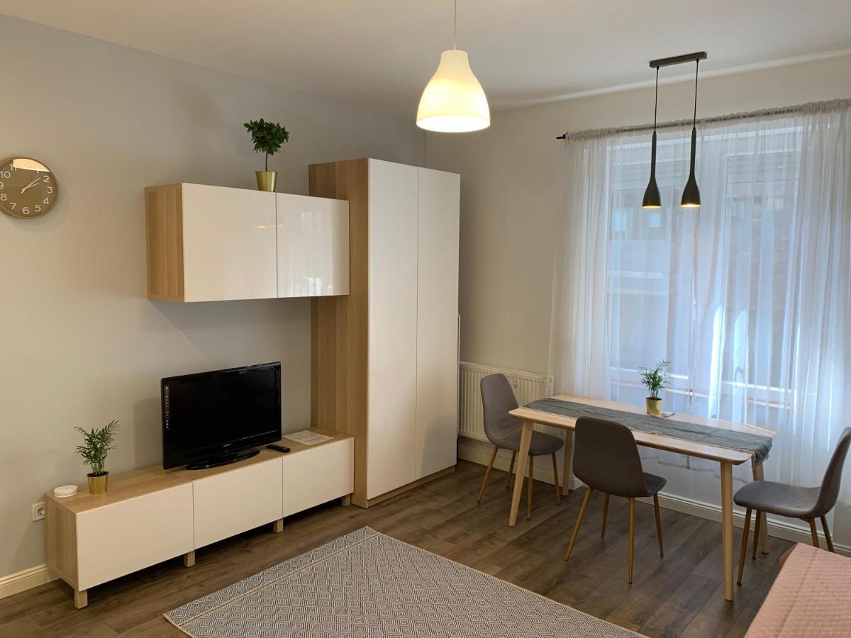 Beauty Corvin Apartamento *