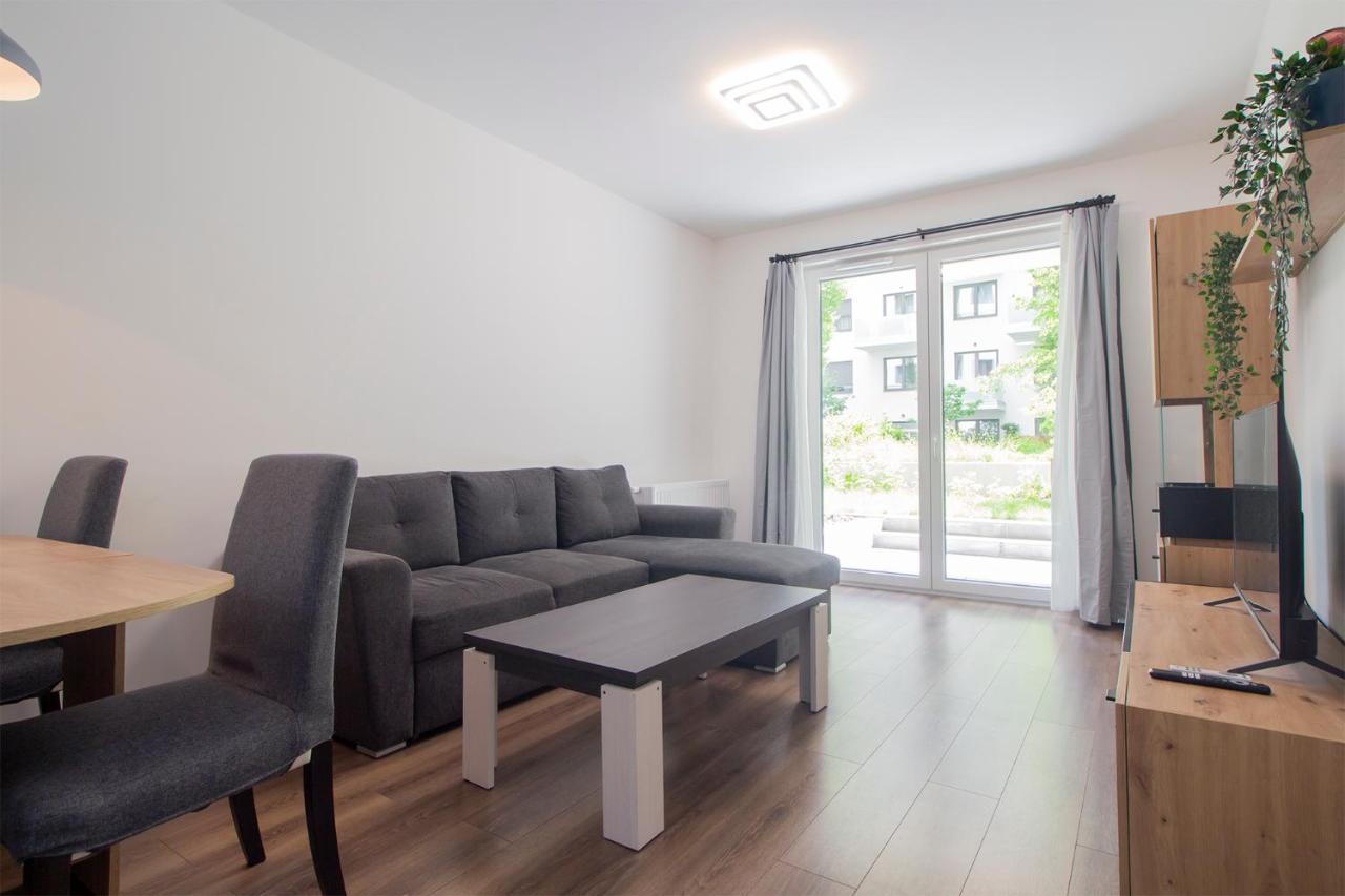 Corvin Modern Two Bedroom Free Parking * Budapest