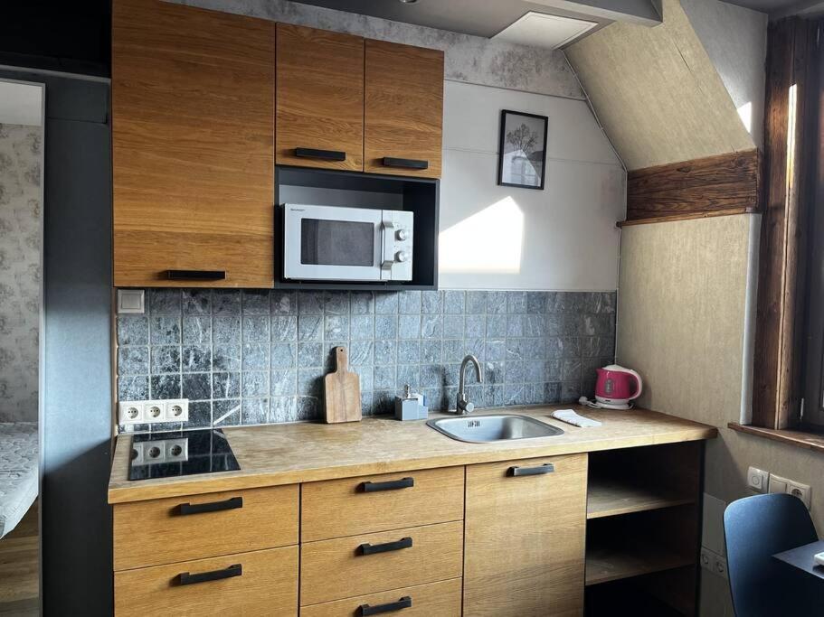 Elegant Rooftop Studio With Shared Terrace And Jacuzzi Appartement
