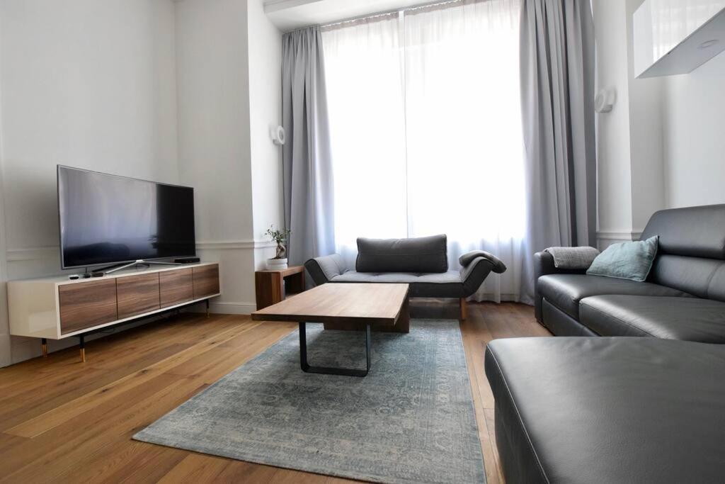 Apartman Luxury By Hi5 - Broadway