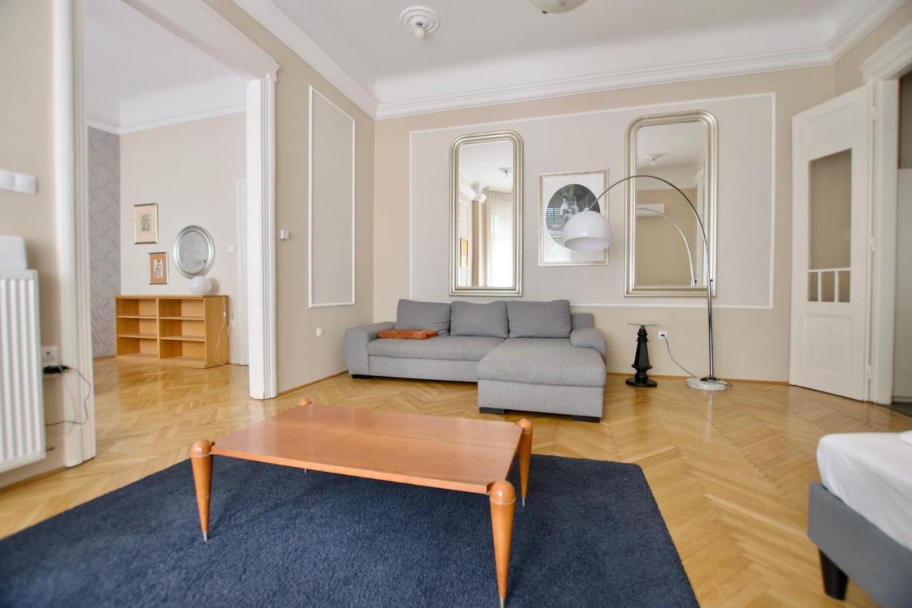 Standard By Hi5 - Kecskemeti Street Apartamento