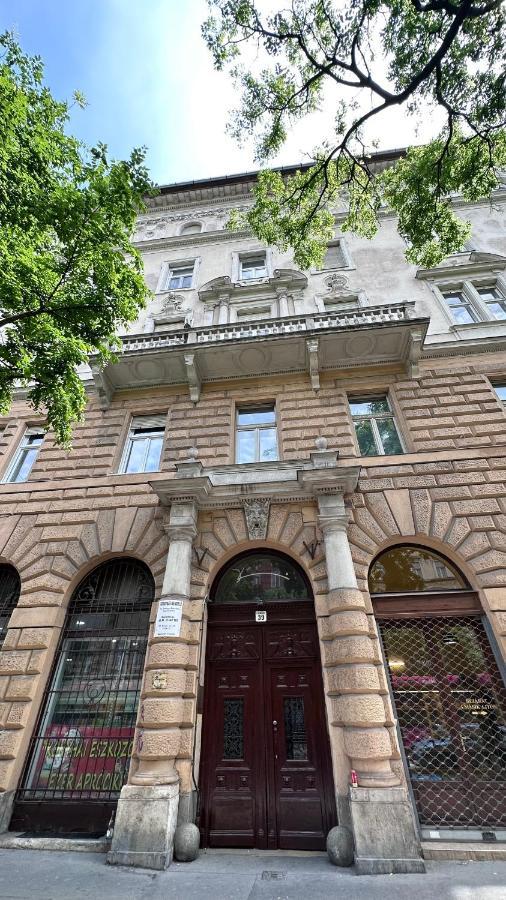 Ferenc Apartamento *