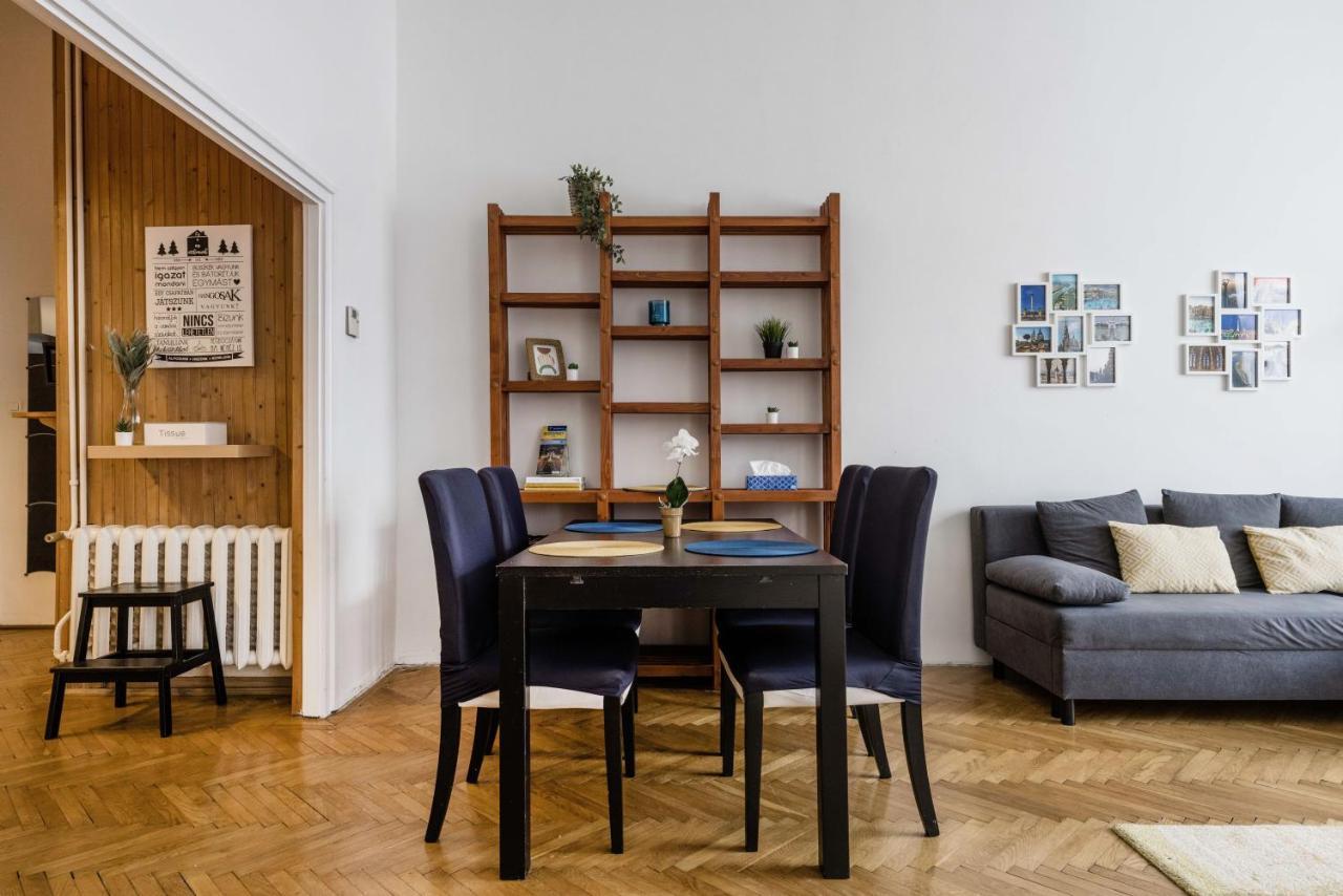 Spacious And Bright Family In The Inner City