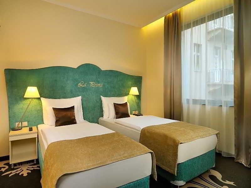 Hotel La Prima Fashion 4*