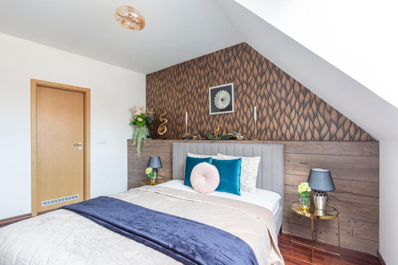 Deluxe Quentin 3bedrm, 2bathrm Budapest