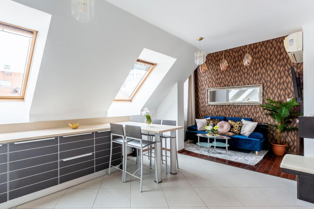 Deluxe Quentin 3bedrm, 2bathrm Apartamento
