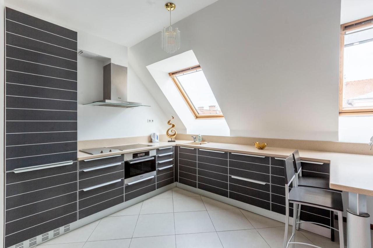 Deluxe Quentin 3bedrm, 2bathrm Apartamento Budapest