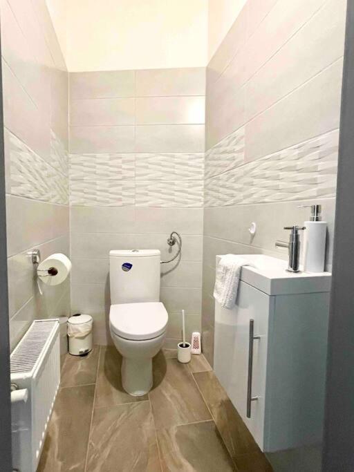 Appartement D3 Basilica Luxury Spacious Free Parking For 1 Car *