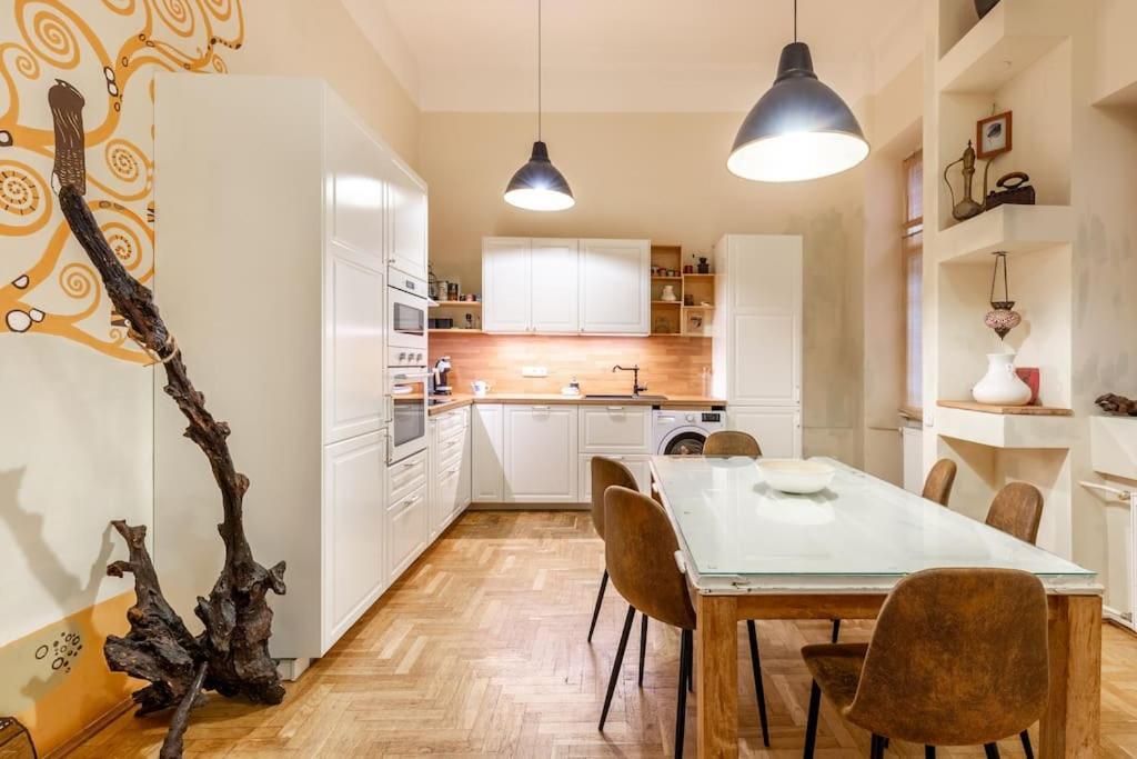 Bourgeois Boheme Apt. 88 M² Center Budapest