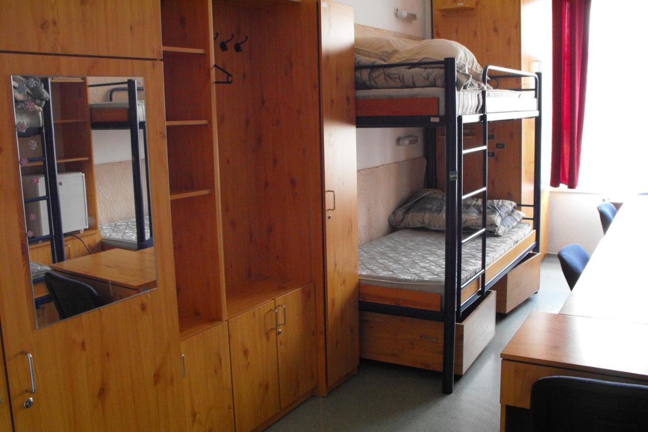 Hostel Pannonia
