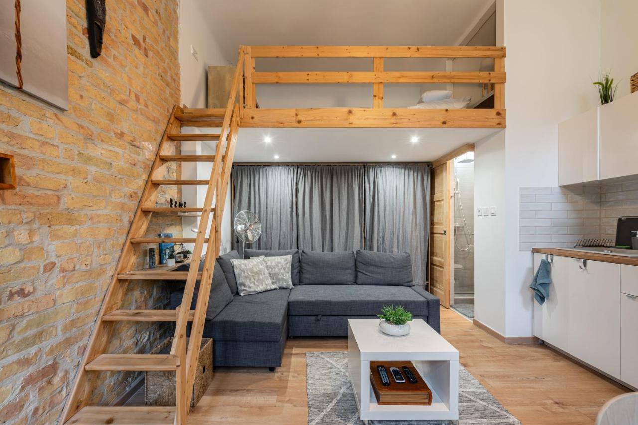 Wanderlust Hideaway