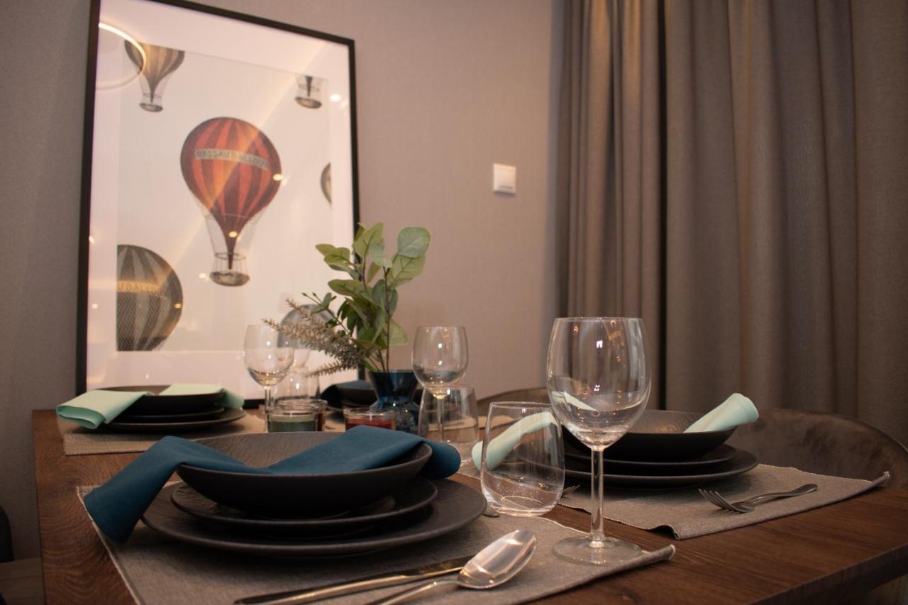Lägenhet Luxury Cozy 2 Bdr Downtown Apt.2 *