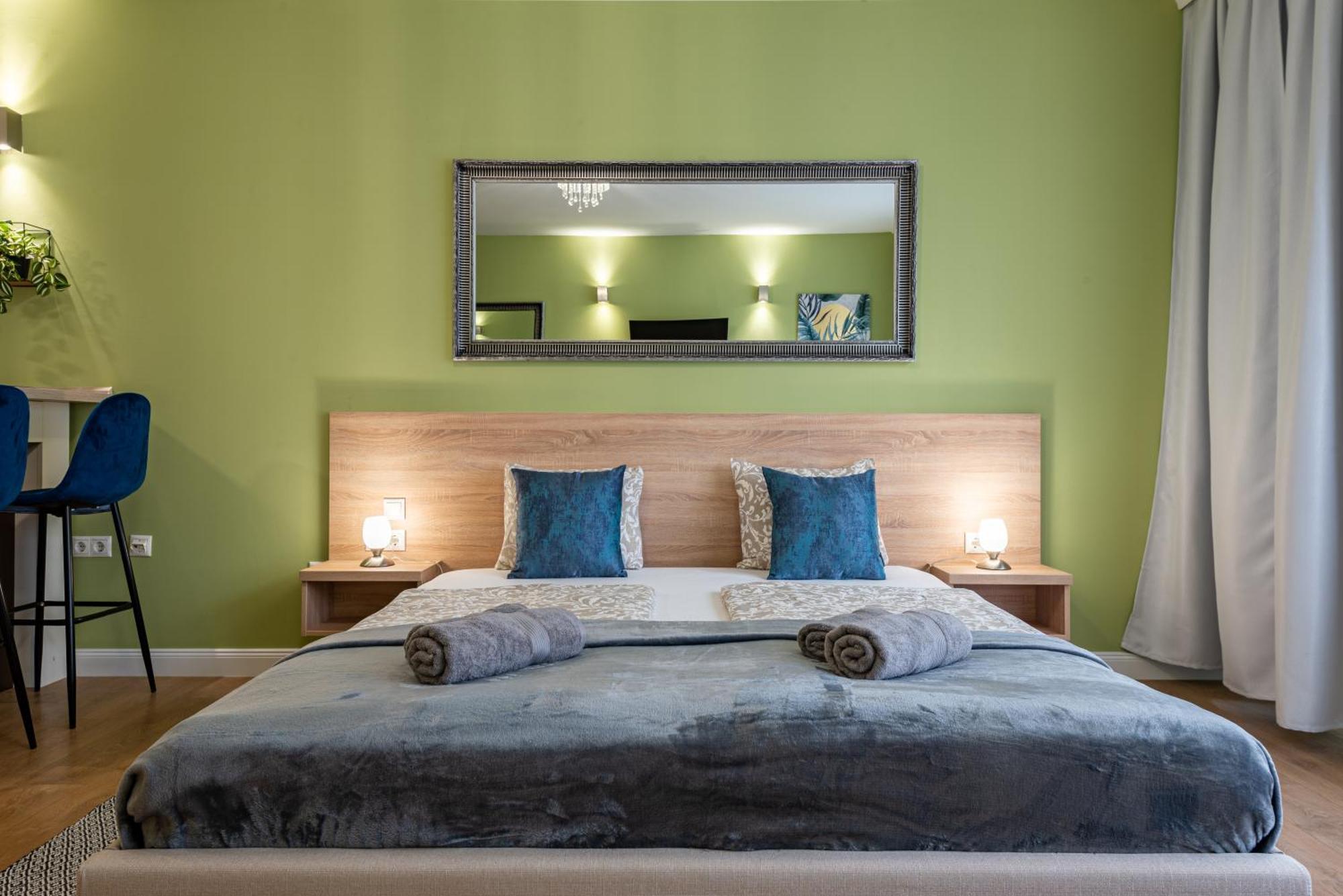 Apartamento Holidays & *