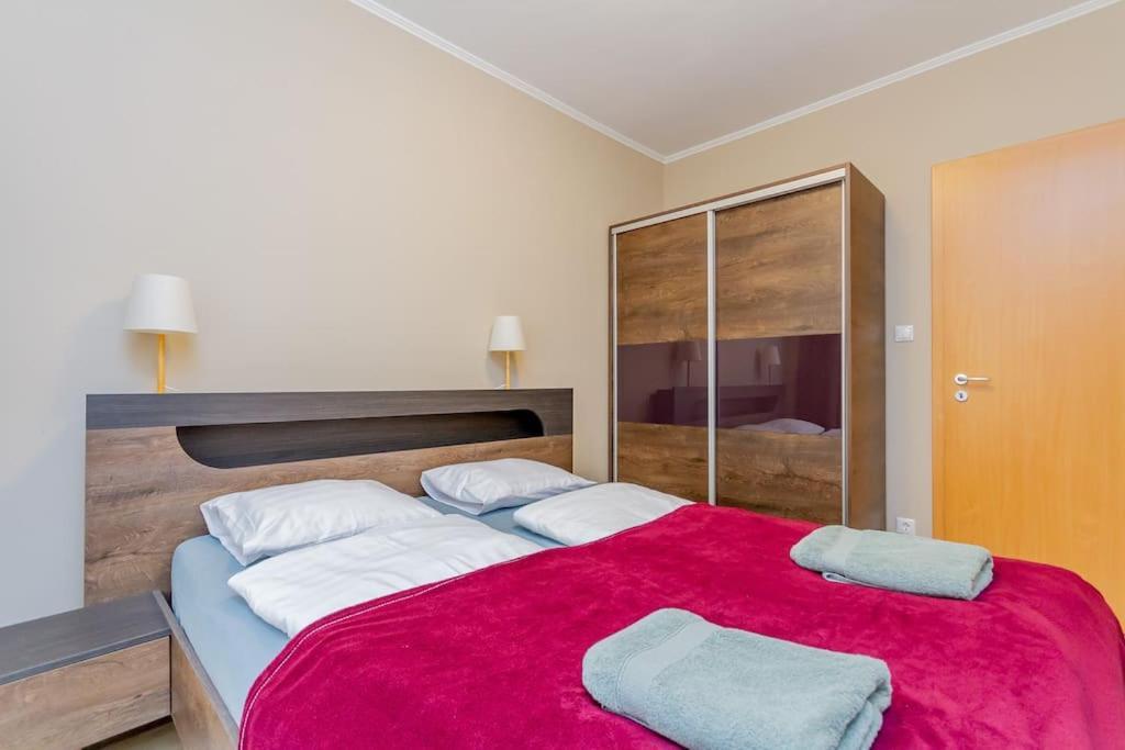 Apartamento 2br Corvin Terrace W Ac By Nw