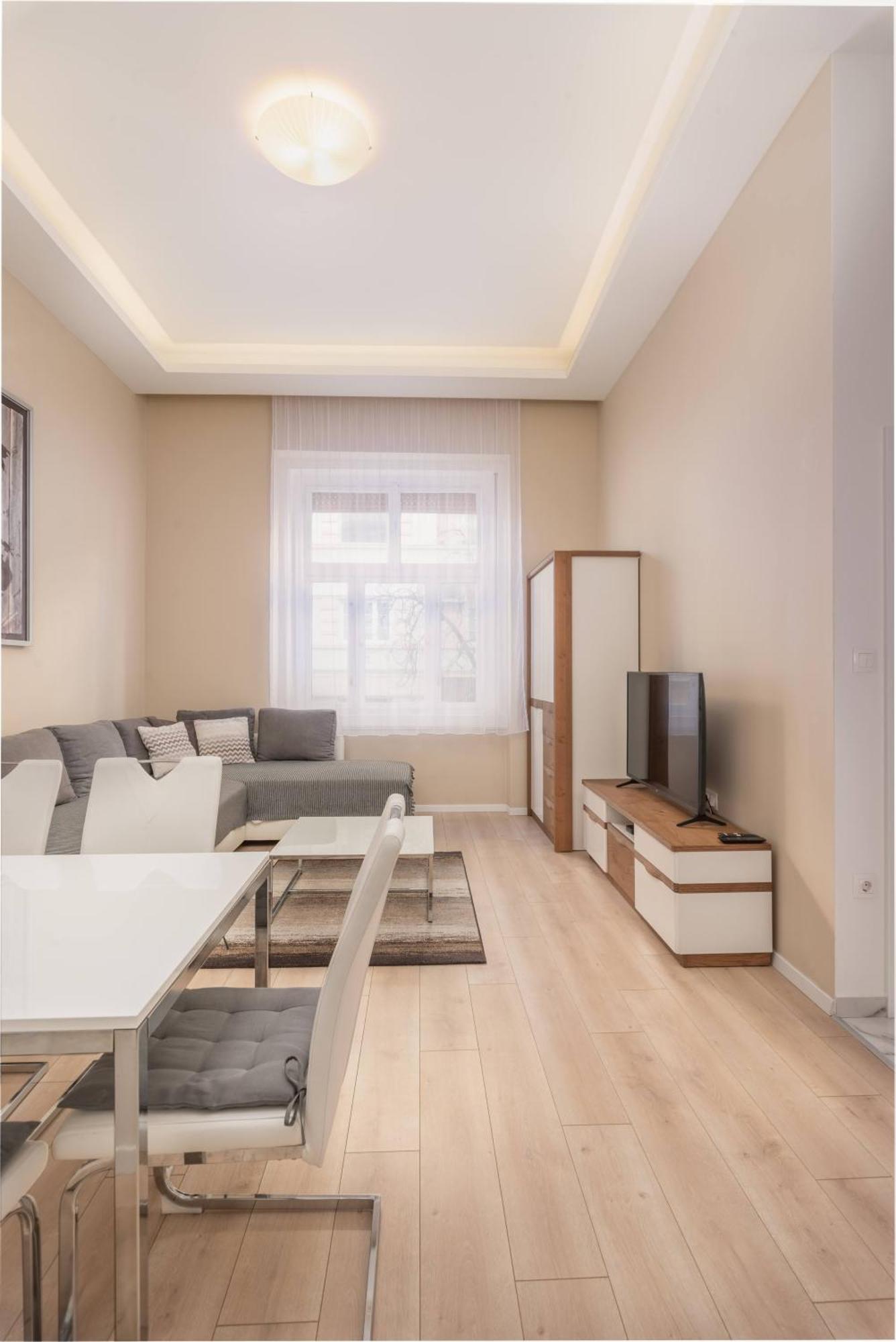 Apartamento With 2 Bedrooms Near Gellert Thermal Bath
