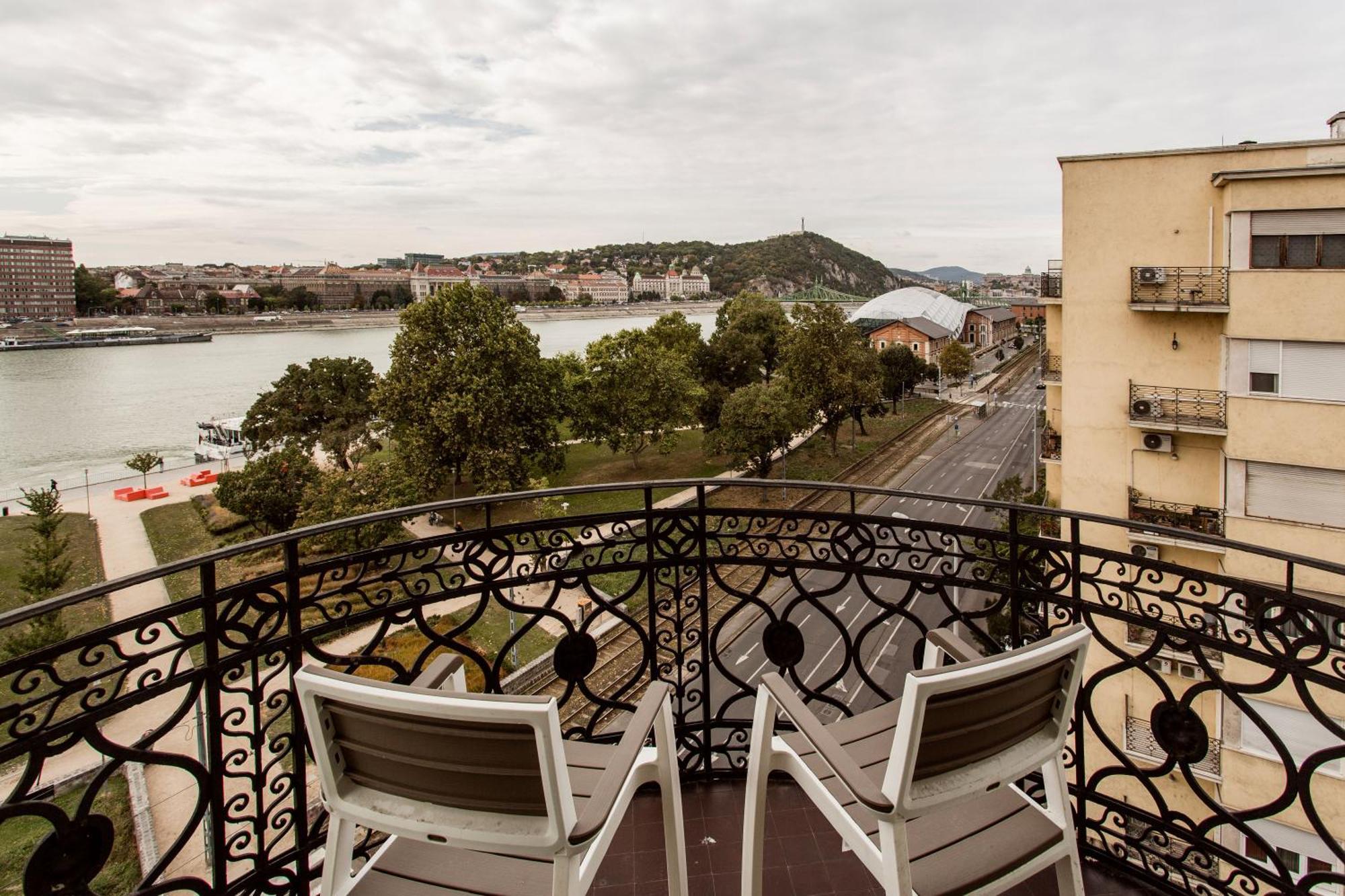 Apartman Luxurious Danubeside For 6