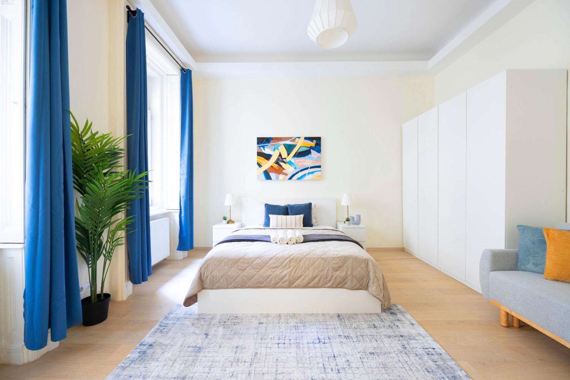 Exclusive & Spacious W/ 4bedrm 2bathrm Apartamento *