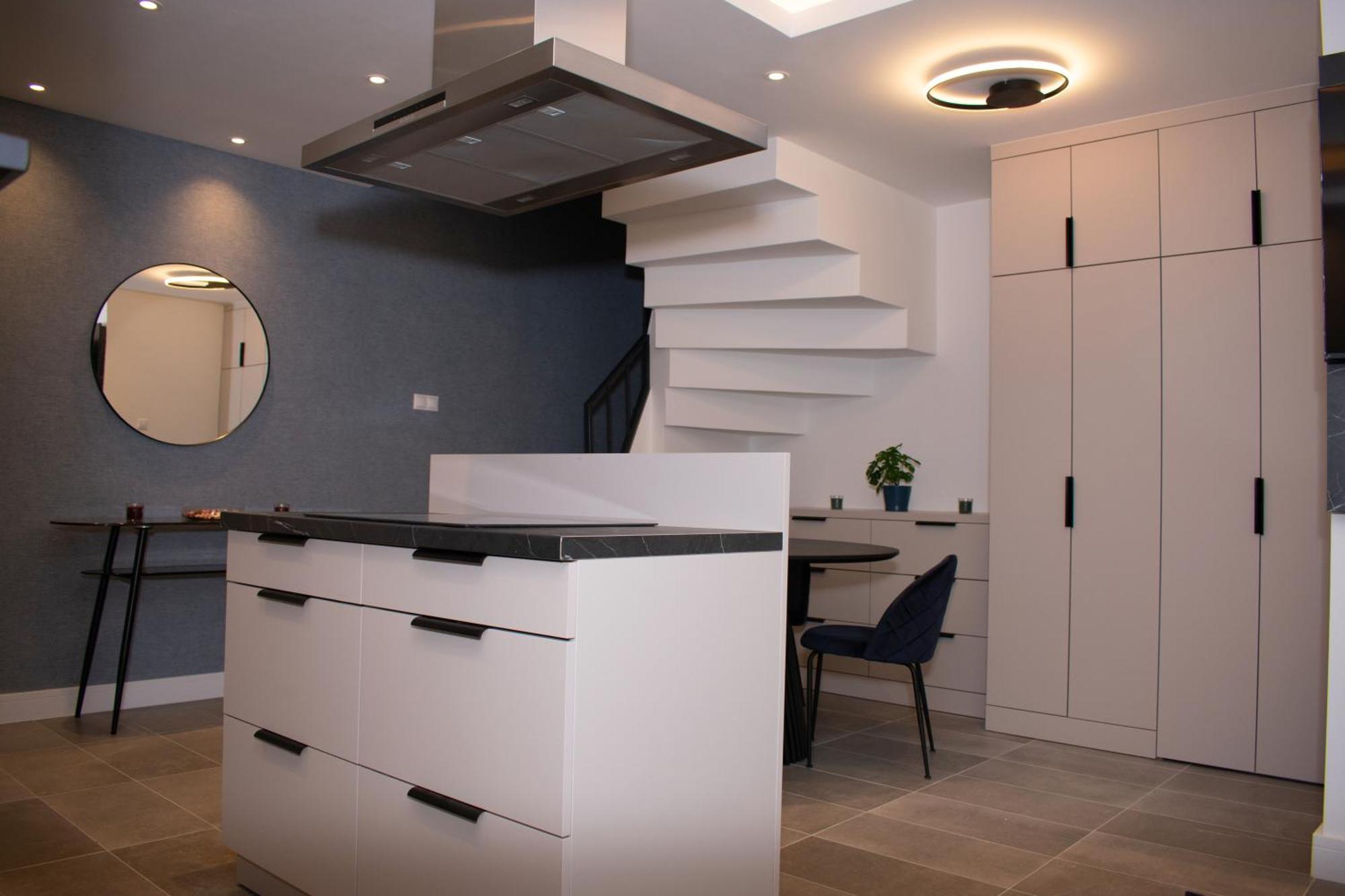 Luxury Cozy 2 Bdr Downtown Apt.4 Lejlighed