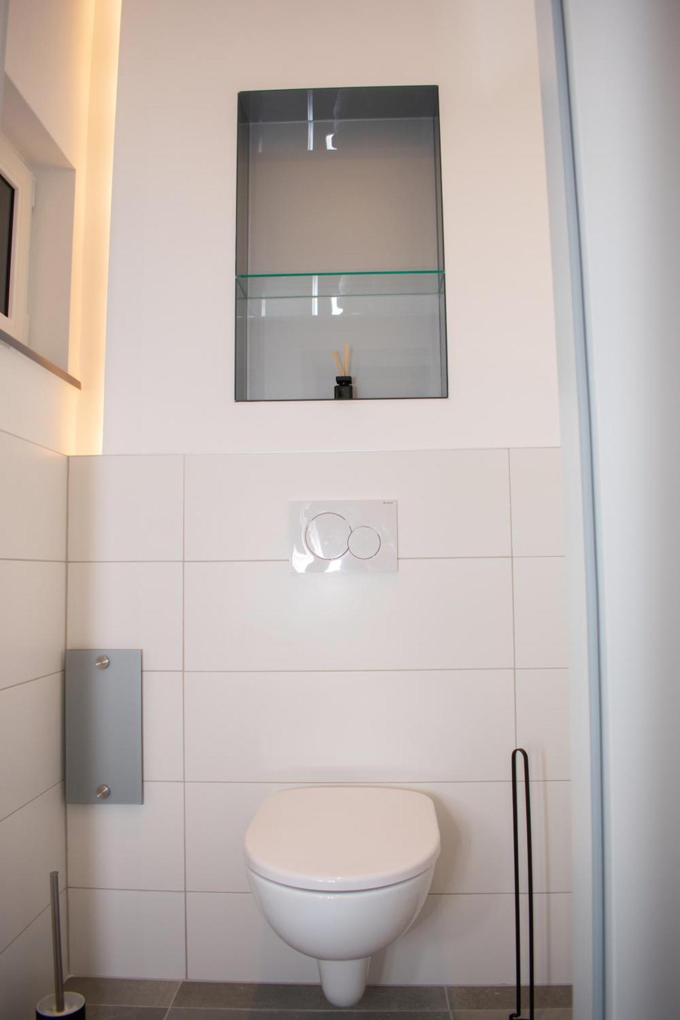 Luxury Cozy 2 Bdr Downtown Apt.4
