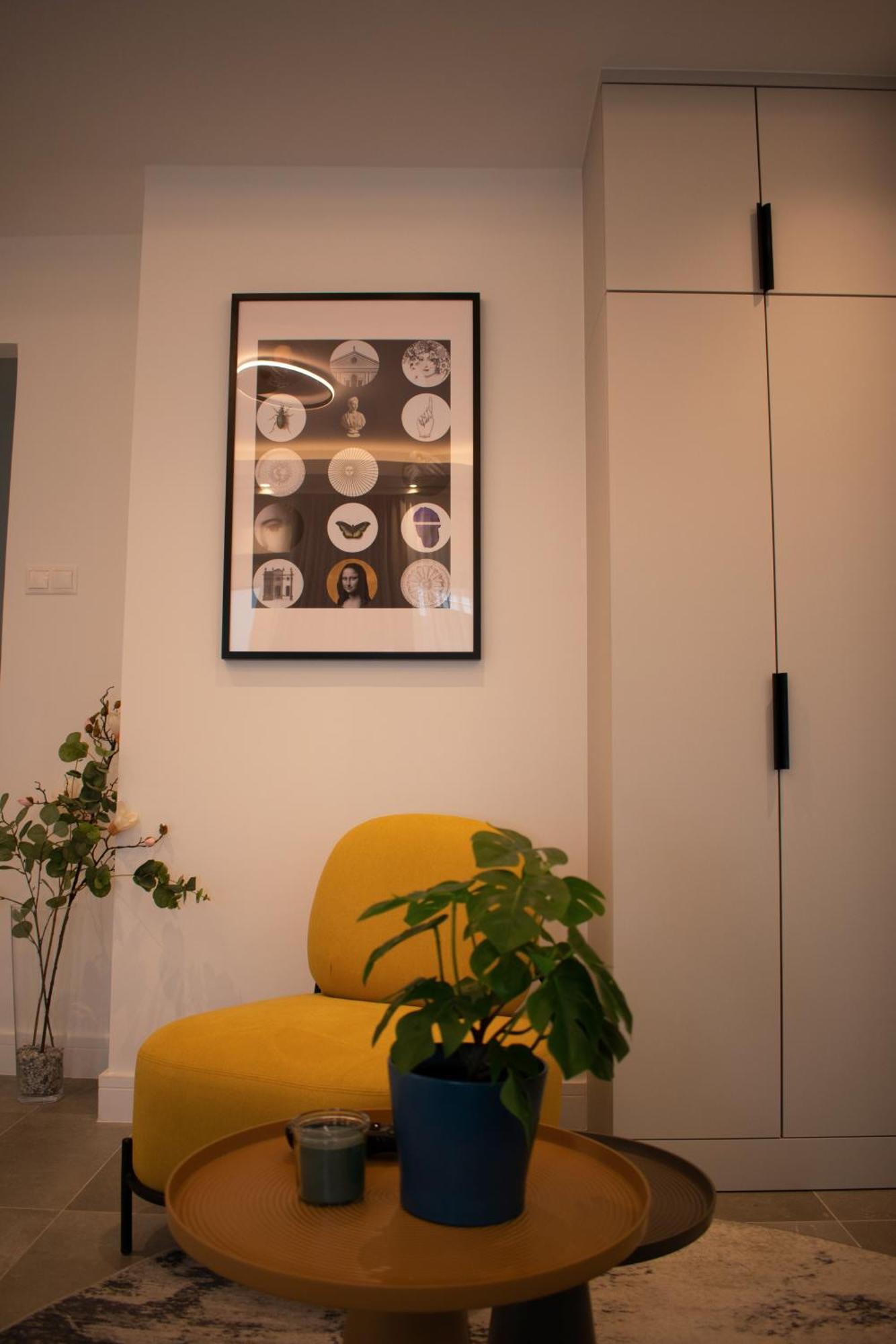 Luxury Cozy 2 Bdr Downtown Apt.2 *