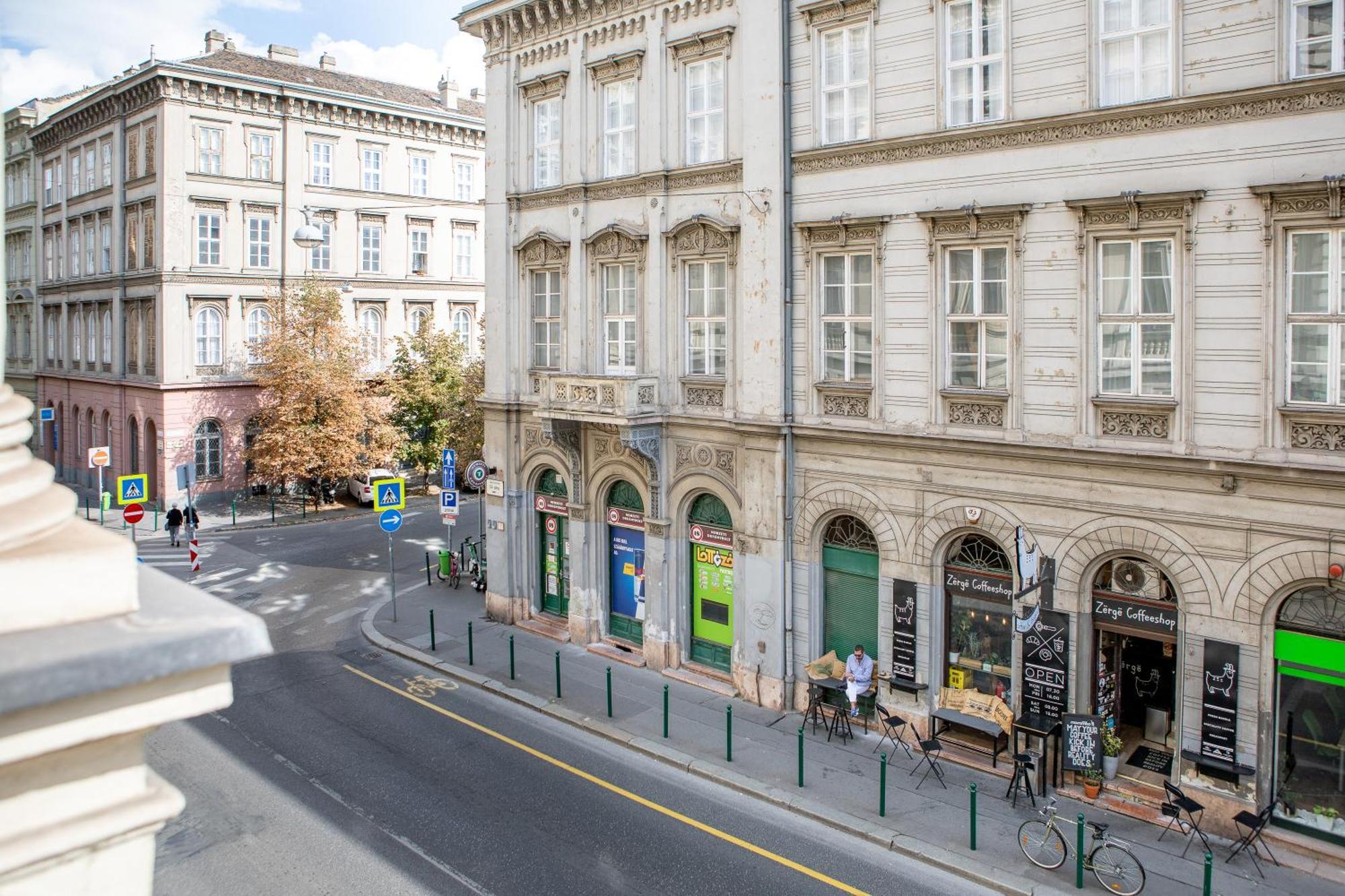 Jupiter Buda Budapest
