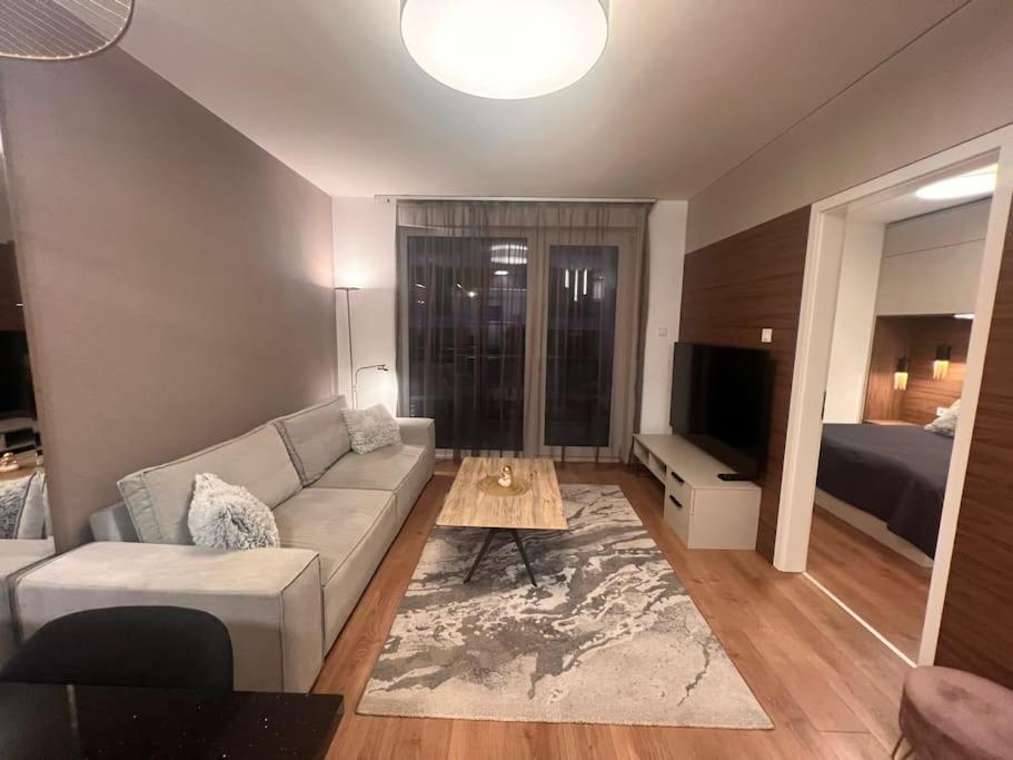 Apartamento Karzo Lk 208 *