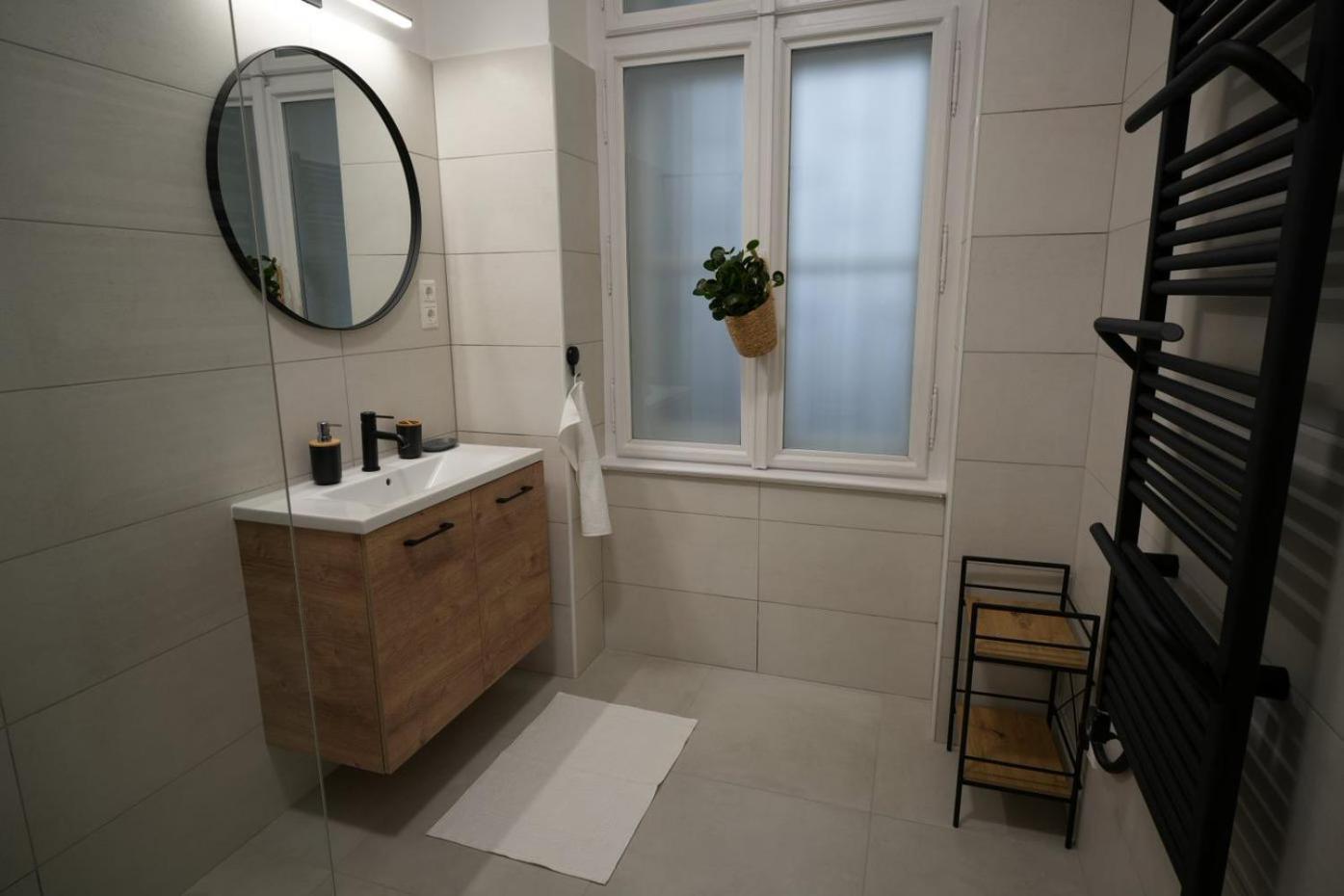 Ds36 Budapest-3 Haloszobas Lakas A Belvaros Sziveben Apartament Budapeszt