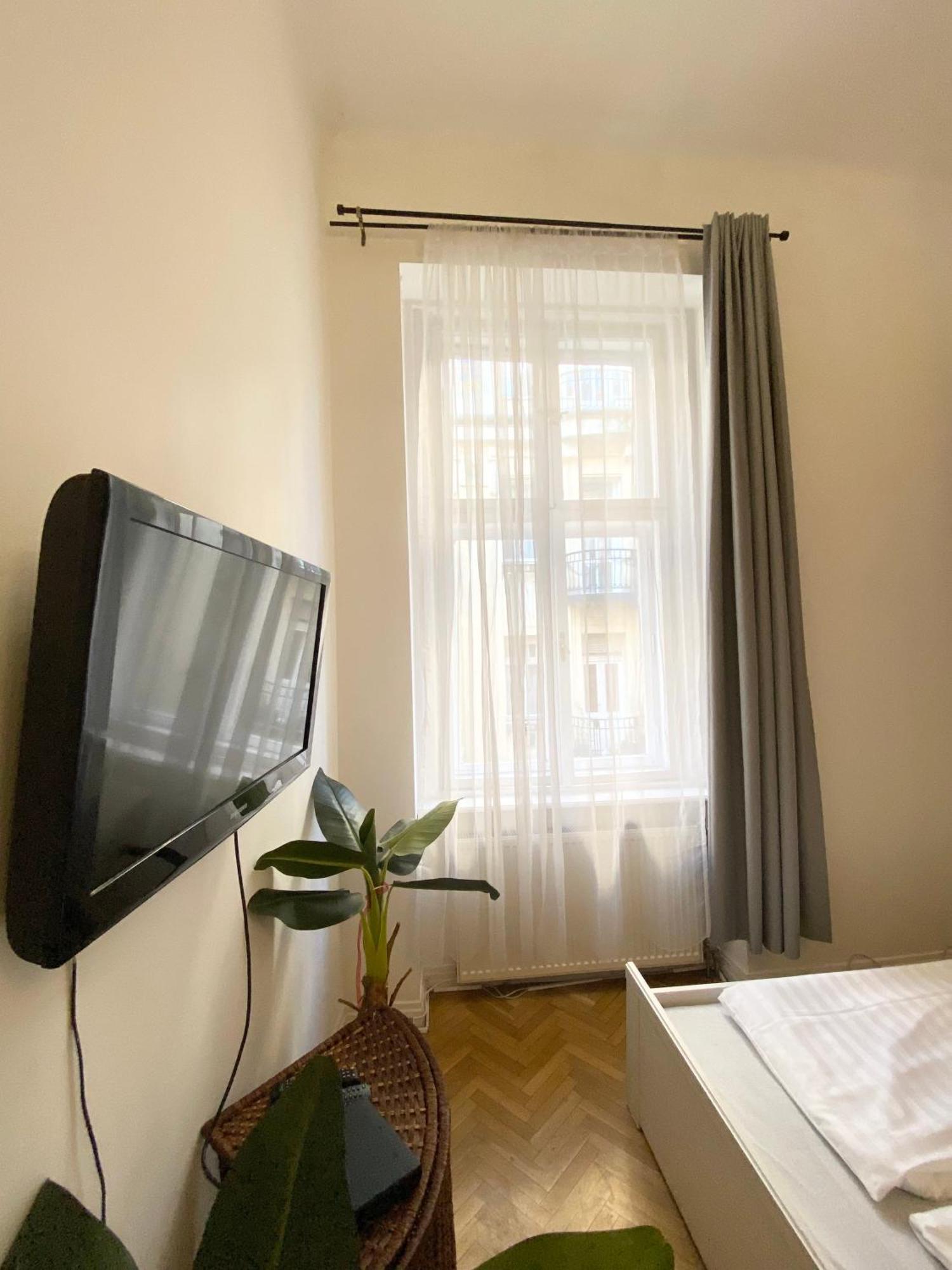Vaczi Relax Boutique Suits * Budapest