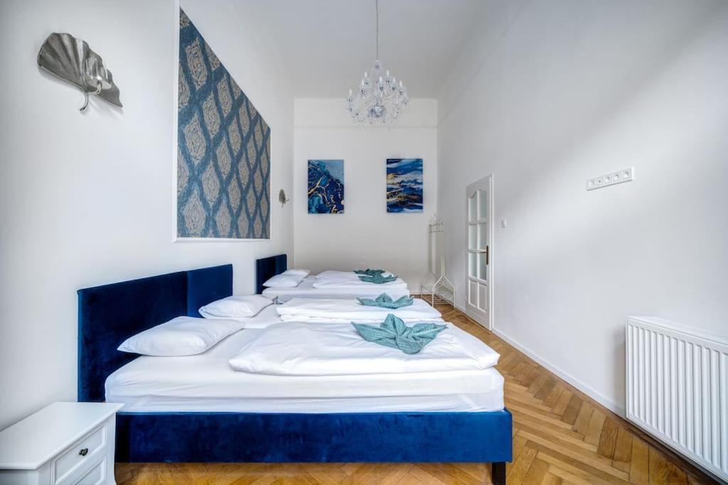 Apartamento Andrassy Grandeur With Indoor Parking *