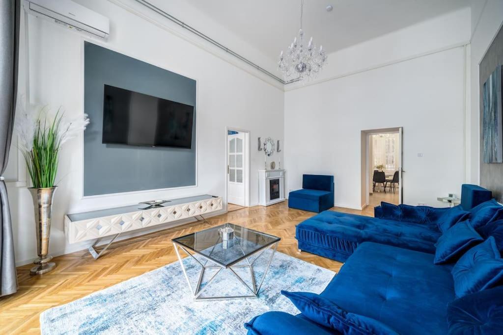 Apartamento Andrassy Grandeur With Indoor Parking *